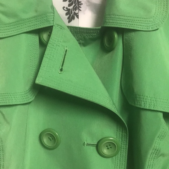 Beautiful green 😄Relativity😃trench coat size large for women - Picture 9 of 16